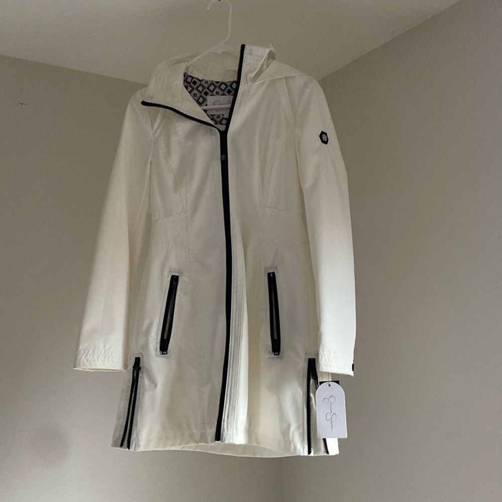 Jessica Simpson white rain/fall jacket XS